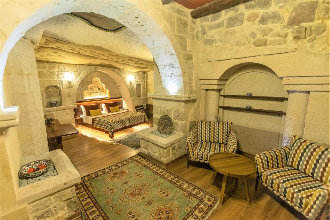 Mimi Cappadocia Luxury Cave Hotel Uchisar Exterior foto