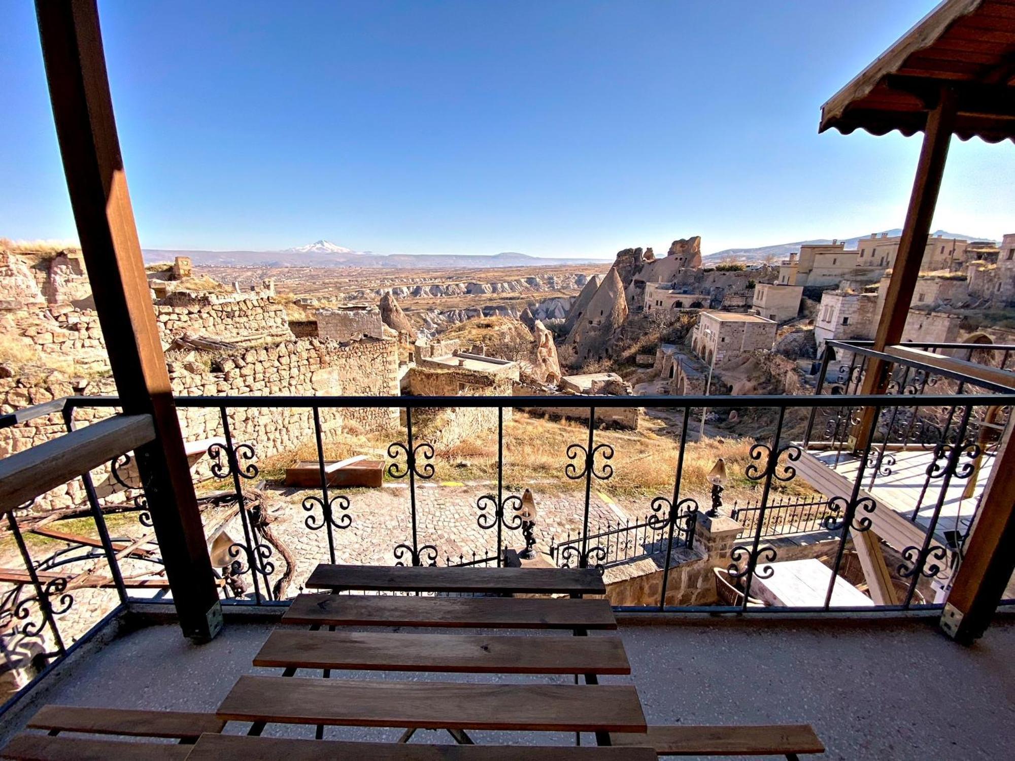 Mimi Cappadocia Luxury Cave Hotel Uchisar Exterior foto