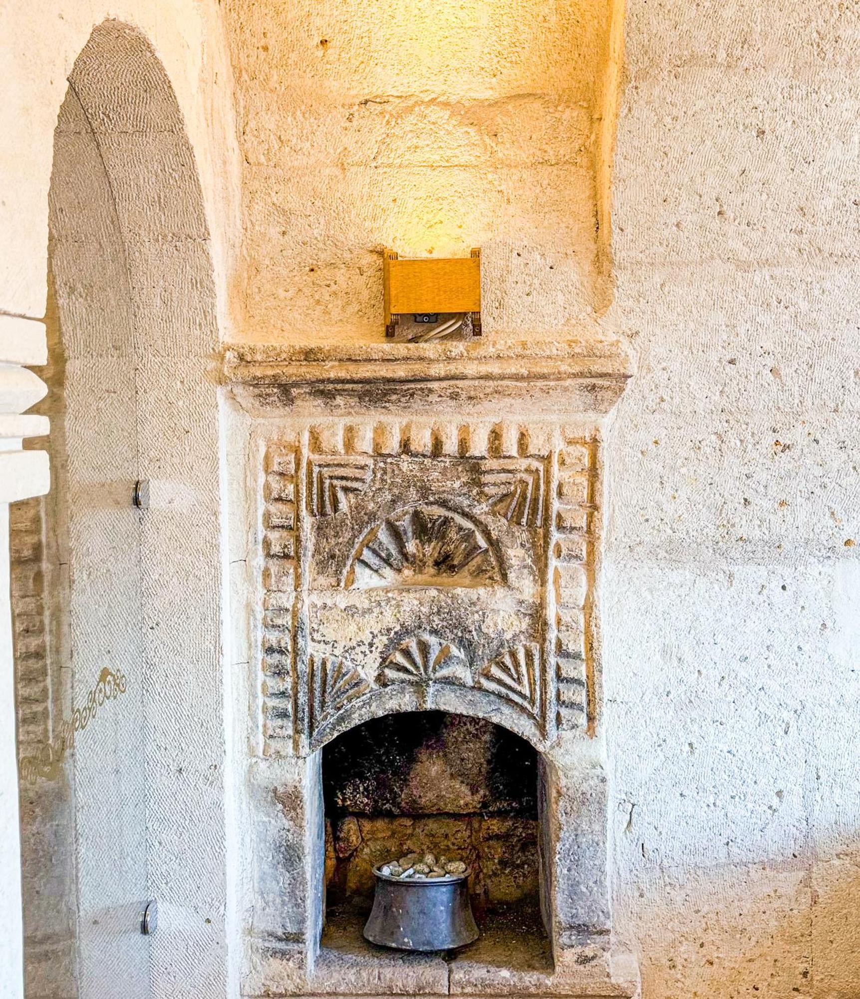 Mimi Cappadocia Luxury Cave Hotel Uchisar Exterior foto