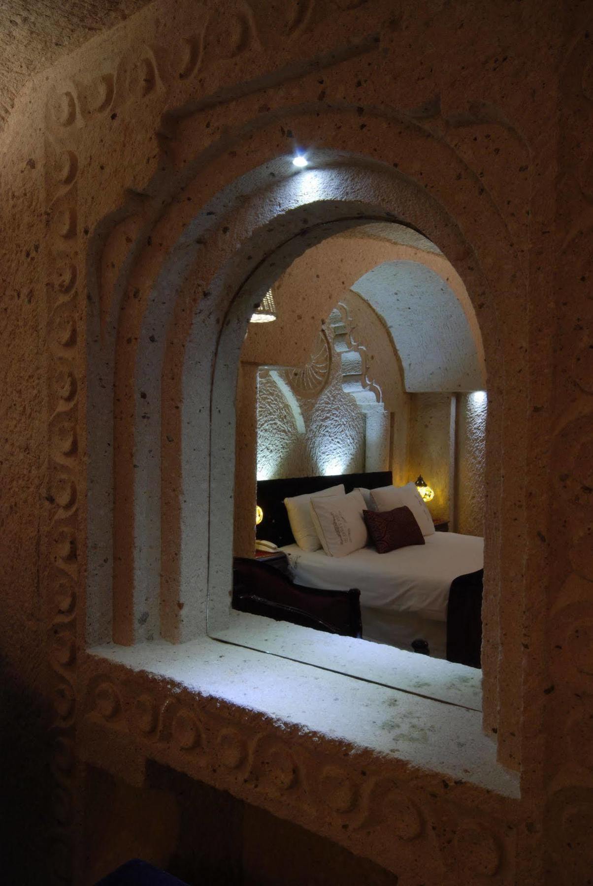 Mimi Cappadocia Luxury Cave Hotel Uchisar Exterior foto